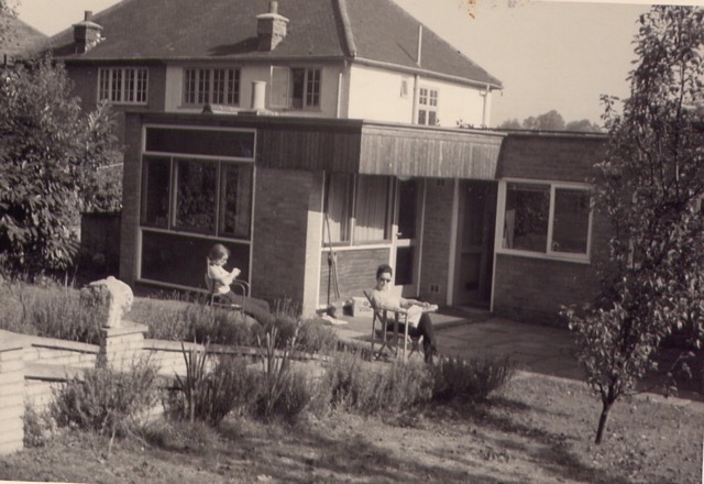 Whitchurch Gardens, Canons Park, Edgware
About 1965. With Hedda